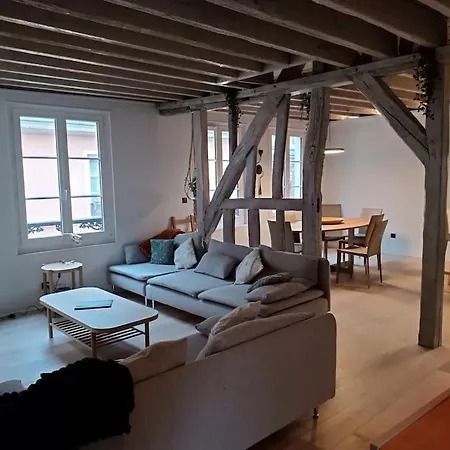 Apartmán Triplex Hypercentre Avec Parking *